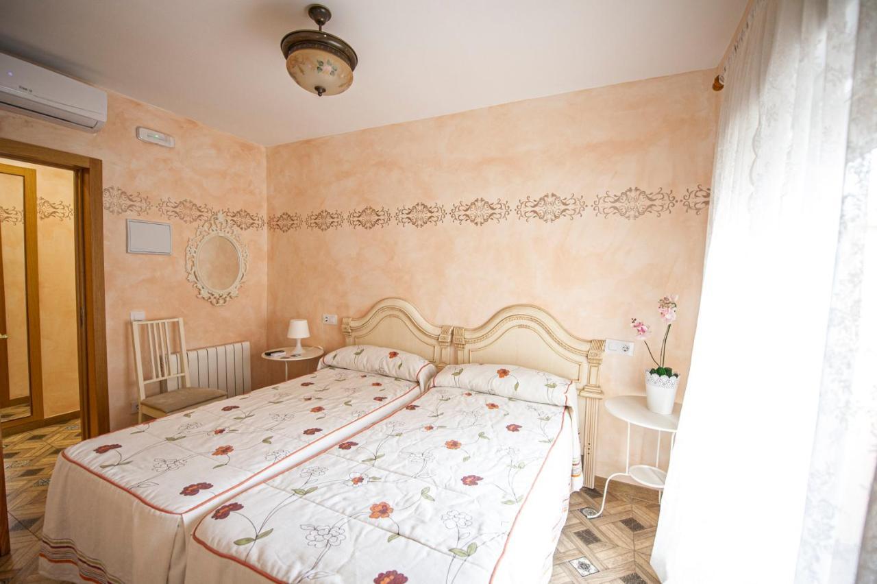 Hostal Paquita Мадрид Экстерьер фото